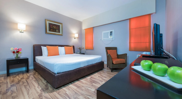 Двухместный номер Deluxe Court Meridian Hotel & Suites