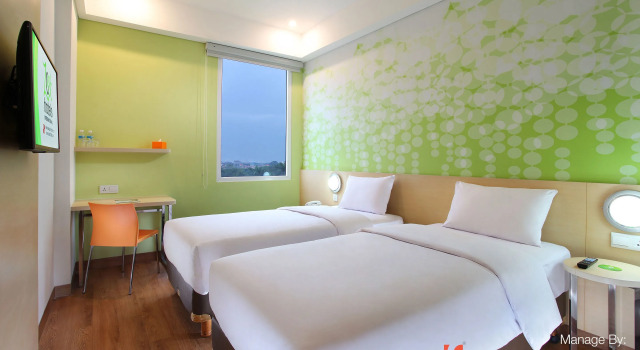 Двухместный номер Standard Zest Airport Jakarta by Swiss-Belhotel International