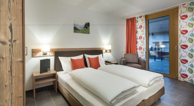 Апартаменты Superior AlpenParks Hotel & Apartment Central Zell am See