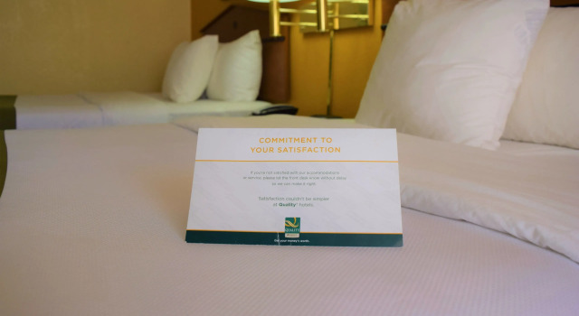 Четырёхместный номер Standard Quality Inn & Suites Conference Center