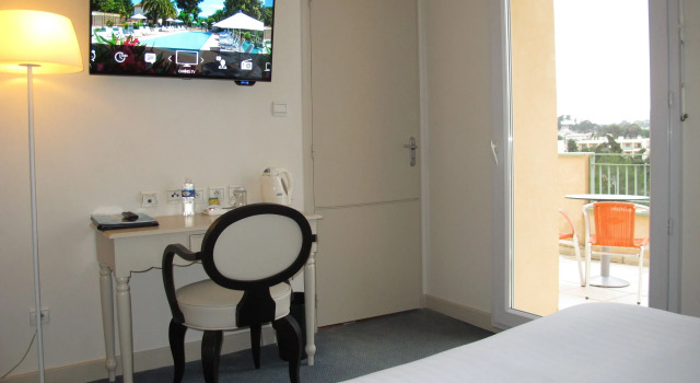 Двухместный номер Standard с видом на окрестности Best Western Plus Sanary
