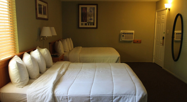 Четырёхместный номер Deluxe Big Pines Mountain House