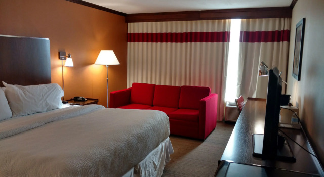 Двухместный номер Standard Four Points by Sheraton Kansas City Airport
