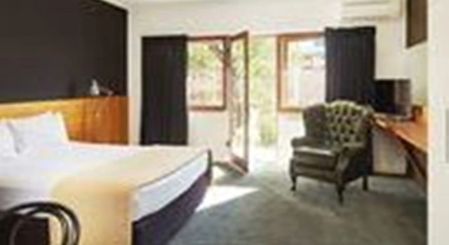 Студия Standard Riverview on Mount Street