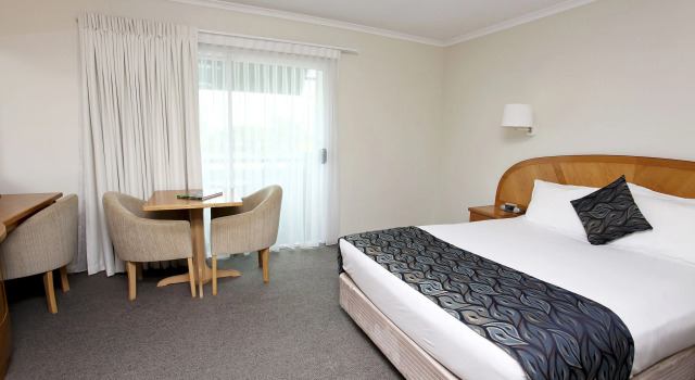 Двухместный номер Deluxe Cairns Sheridan Hotel