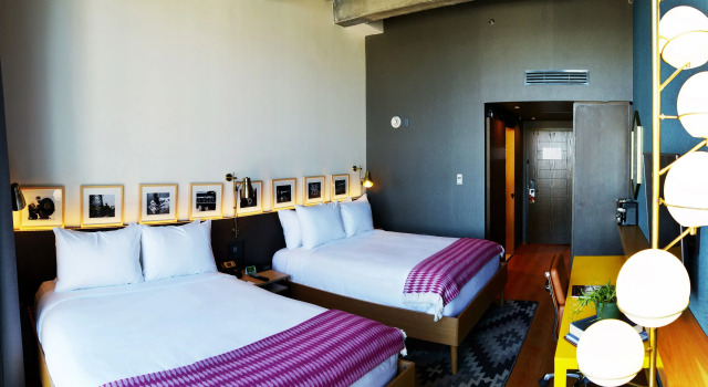 Четырёхместный номер Standard Hotel Indigo El Paso Downtown by IHG