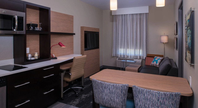 Люкс TownePlace Suites by Marriott Saskatoon