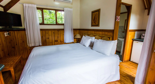 Двухместный номер Standard с видом на сад Imvubu Lodge