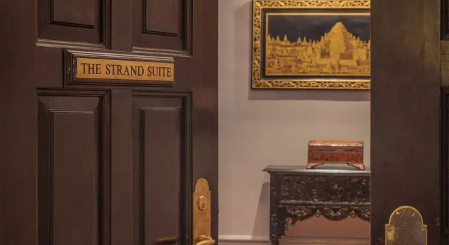 Люкс The Strand, Yangon