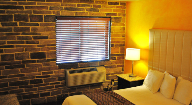 Номер Deluxe Surfside Motel