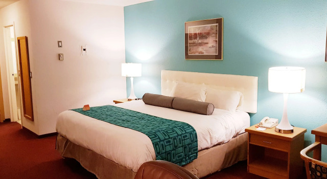 Двухместный номер Standard Howard Johnson by Wyndham Fort St. John