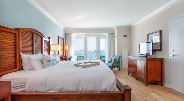 Номер Standard с видом на залив The Pensacola Beach Resort