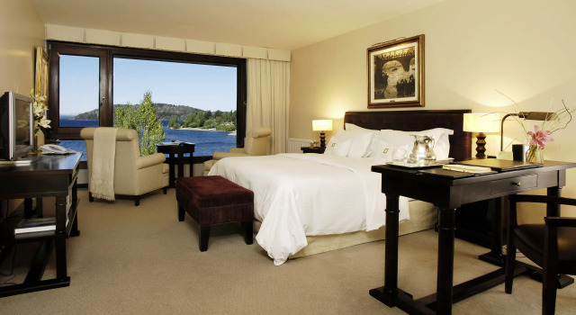 Полулюкс El Casco Art Hotel