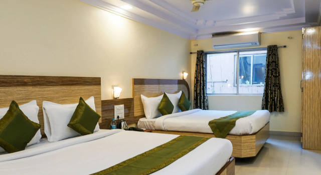 Номер Premium Treebo Hillway Inn Main Market