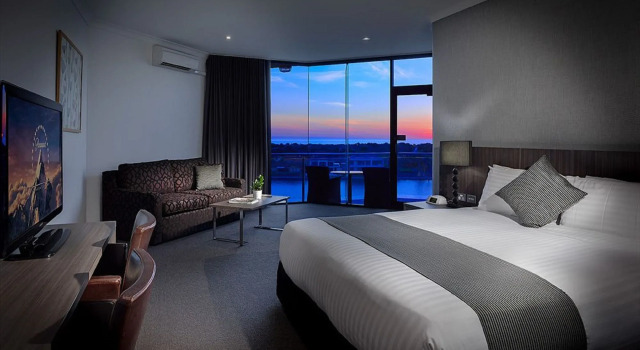 Трёхместный номер Superior Lakes Hotel