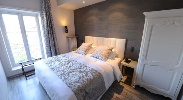 Les Maritonnes Parc & Vignoble, Prenota Hotel Romaneche-Thorins Beaujolais