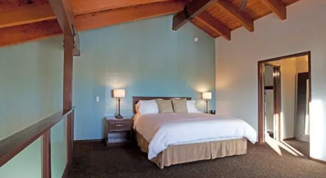 Апартаменты Deluxe The Mammoth Creek Inn