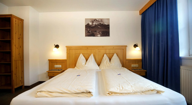 Апартаменты Standard Alpenstern rooms & suites