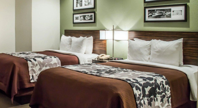 Четырёхместный номер Standard Цокольный этаж Sleep Inn Summersville - New River Gorge Area