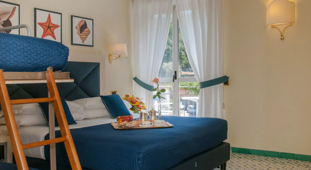 Четырёхместный номер Hotel Del Mare
