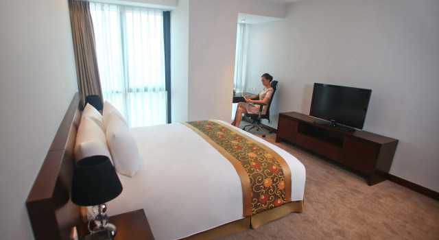 Студия Crowne Plaza West Hanoi Residences