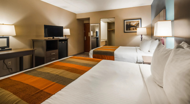 Четырёхместный номер Standard Holiday Inn Express & Suites Phoenix - Tempe by IHG