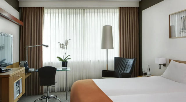 Номер Superior Steigenberger Airport Hotel Amsterdam