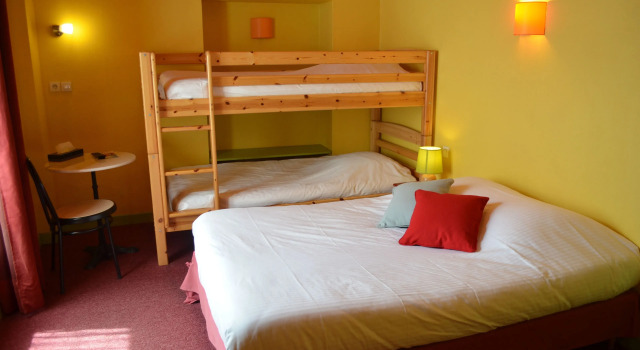 Четырёхместный номер Standard Hotel Magdeleine