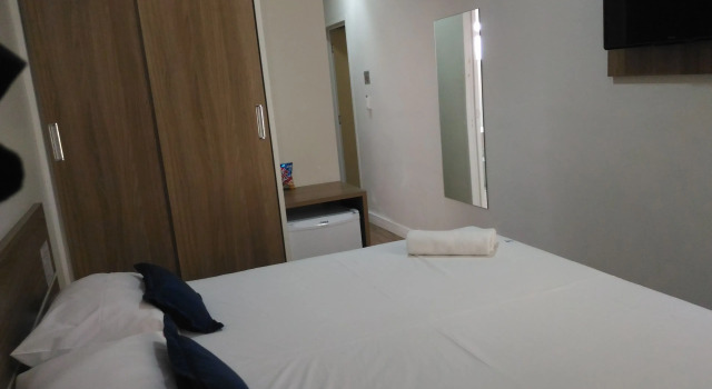 Номер Luxury Assay Plaza Hotel