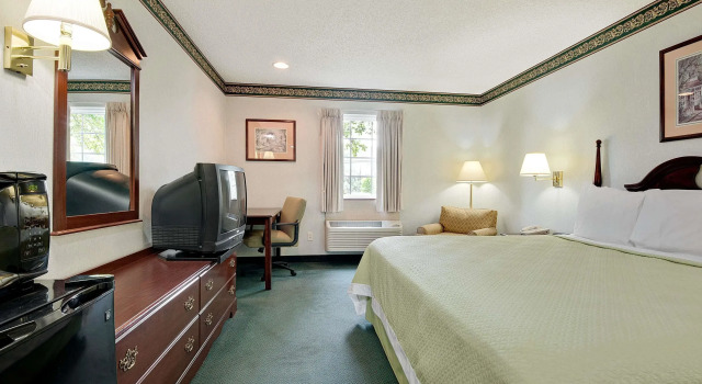 Двухместный номер Standard Days Inn by Wyndham Lisbon
