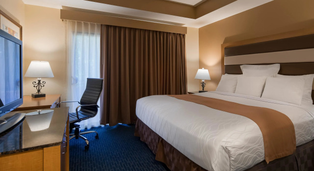 Люкс Best Western Plus Palm Desert Resort
