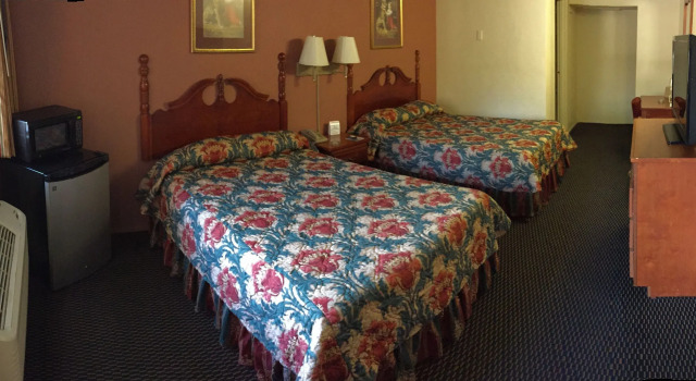 Четырёхместный номер Standard Scottish Inns
