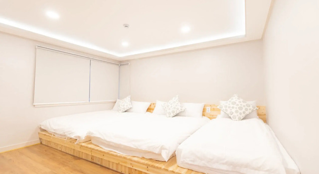 Четырёхместный номер Deluxe Dawoo House 1 in Hongdae