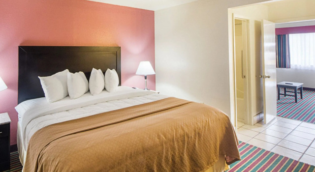 Двухместный люкс Quality Inn Del Rio