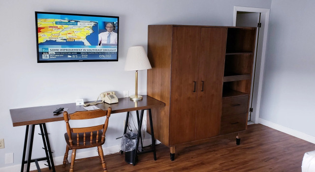 Четырёхместный номер Standard с видом на улицу Pilgrim Sands on Long Beach