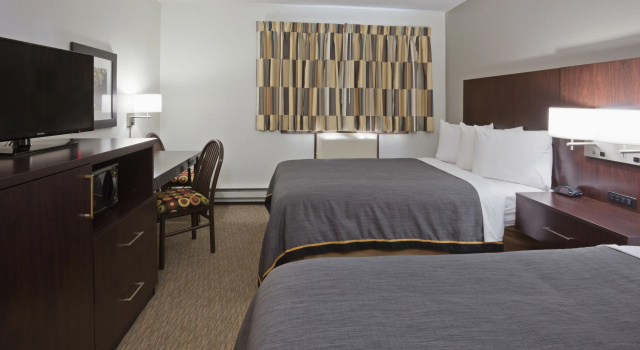 Четырёхместный номер Standard Fargo Inn and Suites