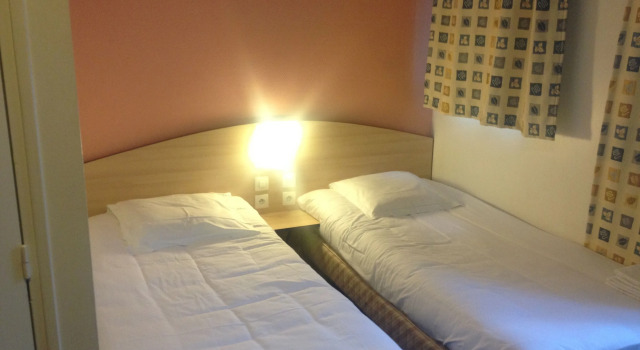 Двухместный номер Standard Hotel César climatisation dans la majorité des chambres Centre-ville Gare Charleville-Mézières