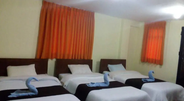 Четырёхместный номер Standard Hostal Casa del Montañista
