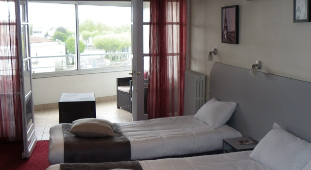 Двухместный номер Standard Brit Hotel Bleu Nuit