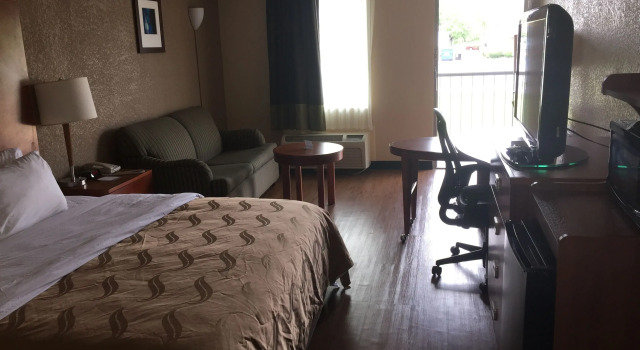 Двухместный номер Standard Quality Inn & Suites University Area