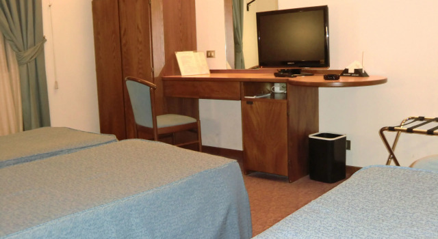 Трёхместный номер Standard Hotel Giardino