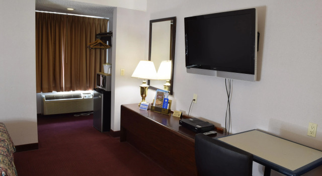 Четырёхместный номер Standard Rodeway Inn & Suites New Paltz - Hudson Valley
