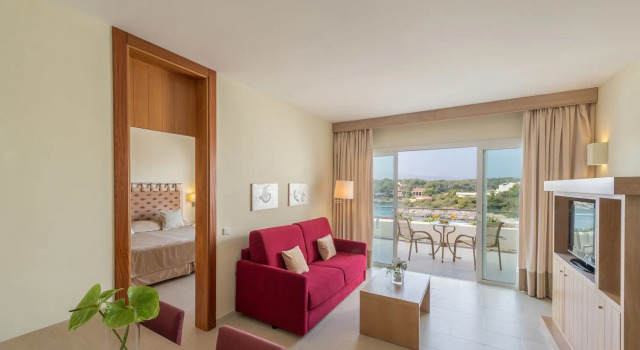 Люкс Blau Privilege Porto Petro Beach Resort & Spa