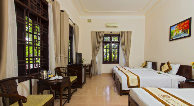 Трёхместный номер Deluxe Bach Dang Hoi An Hotel