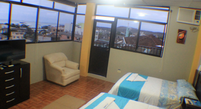Четырёхместный номер Comfort c 1 комнатой Hotel Los Algarrobos