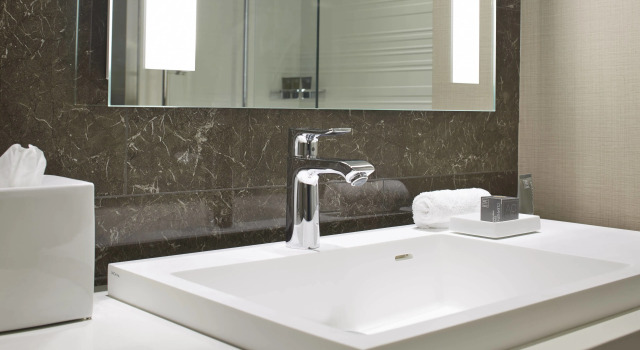 Четырёхместный номер Standard AC Hotel by Marriott Seattle Bellevue/Downtown