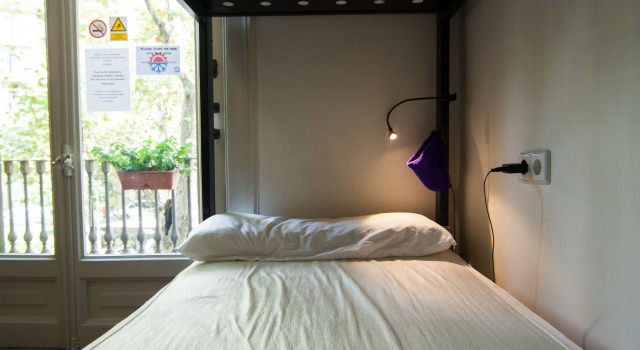 Кровать в общем номере 360 Hostel Borne