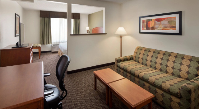 Двухместный люкс Spark by Hilton Denver International Airport