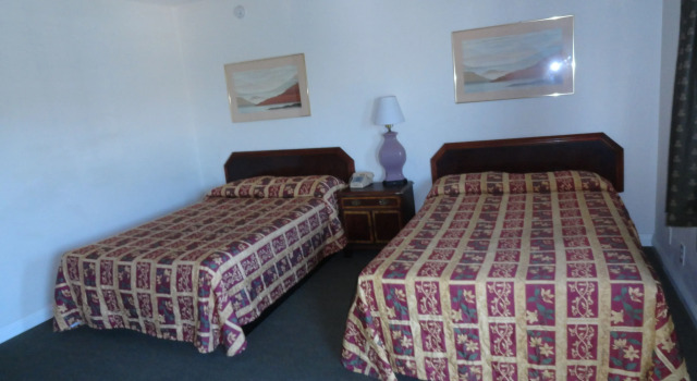 Четырёхместный номер Standard Travel Inn