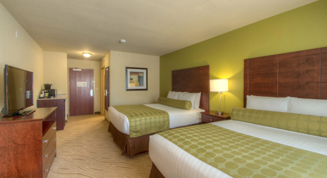Четырёхместный номер Standard Cobblestone Inn & Suites - Holyoke